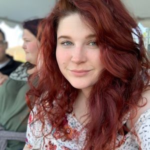 Meet your Posher, Lindsey